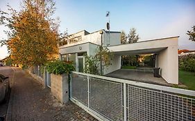 Villa Blata...tam, kde je svět ještě v pořádku...